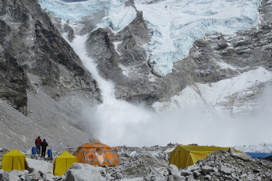 Avalanche no Everest