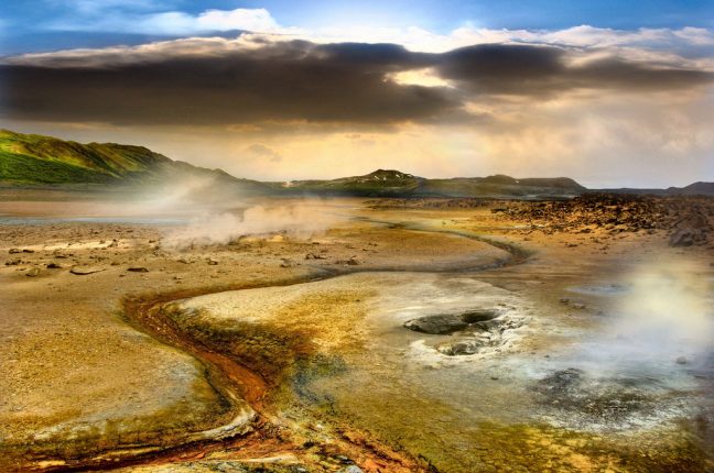A "entrada para o inferno", na região geotérmica de Hverir, na Islândia